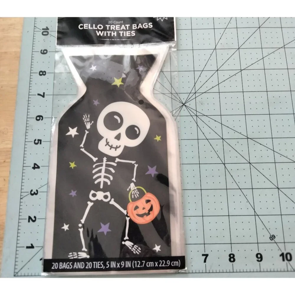 Halloween Skeleton Trick Treat Bag Ties 20 Count